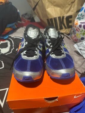 Nike Shox Turbo + 12 Silver Mesh Athletic Sneakers